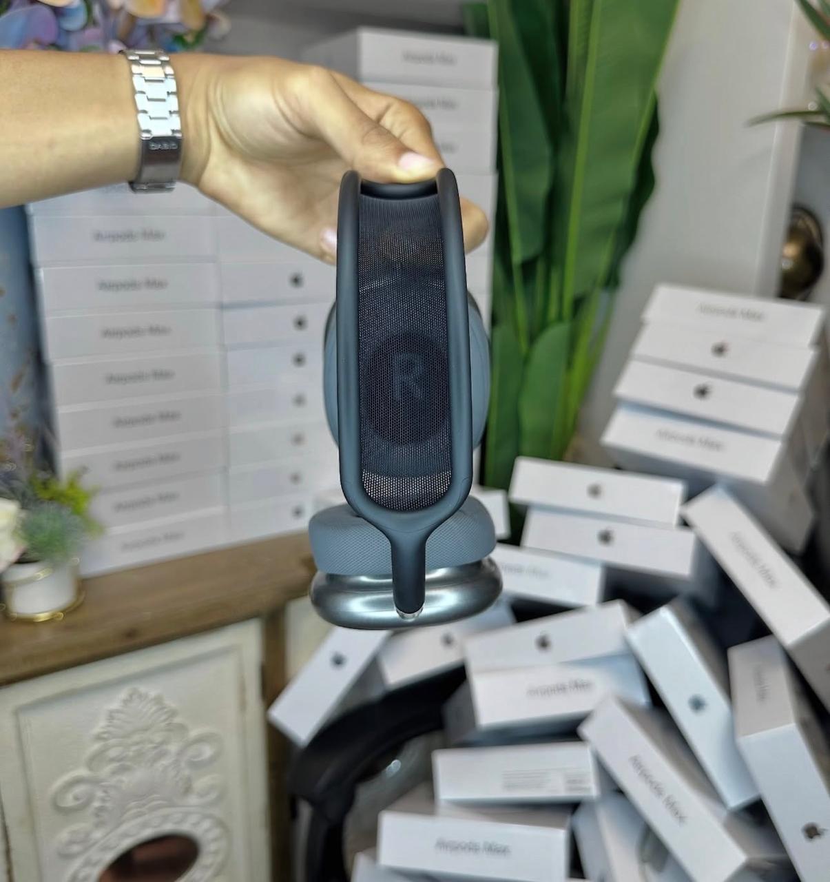 Audifonos Apple con Sonido Envolvente y Almohadillas Acolchadas Premium